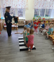 "Внимание-дети!" "Внимание-дети!".